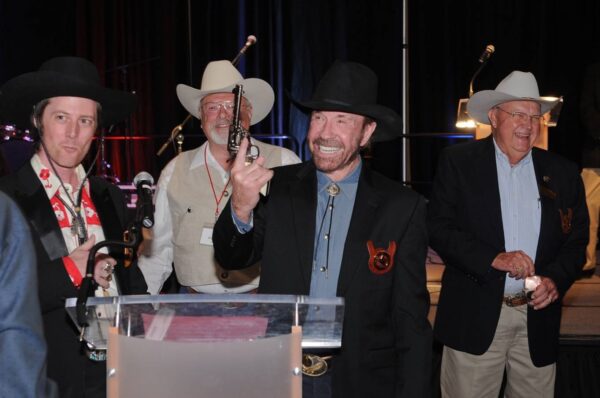 REVOLVER 1873 CHUCK NORRIS - 357MAG 4" 3/4